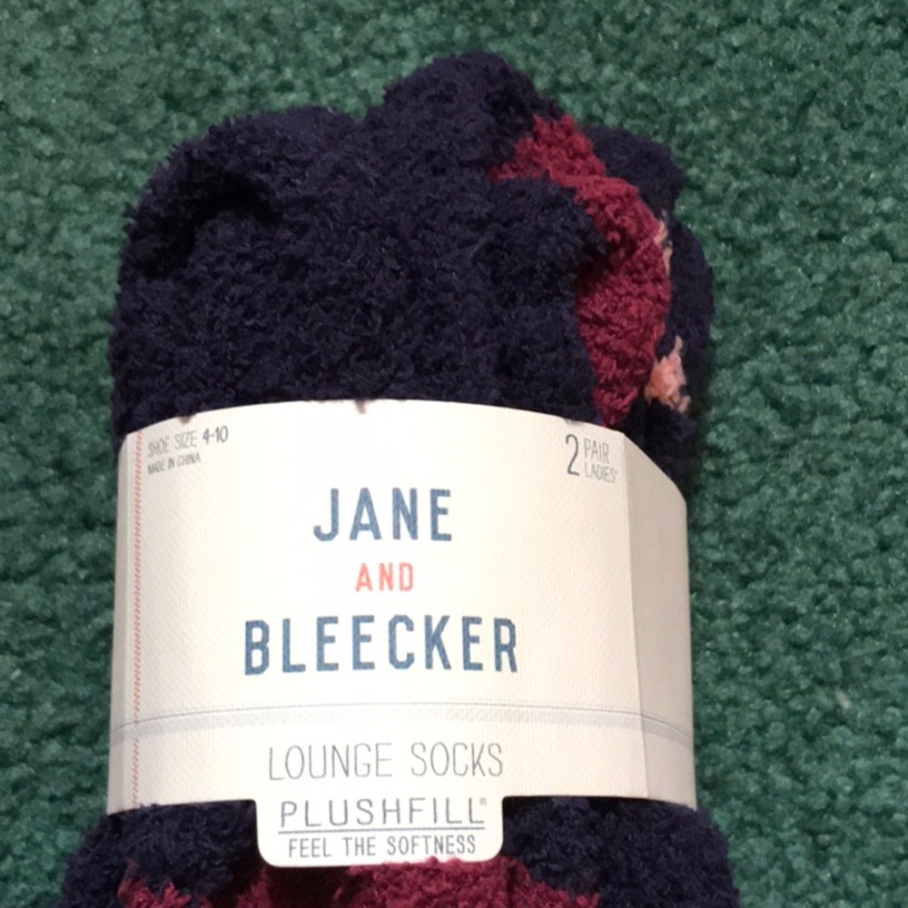 Lounge Fuzzy Socks